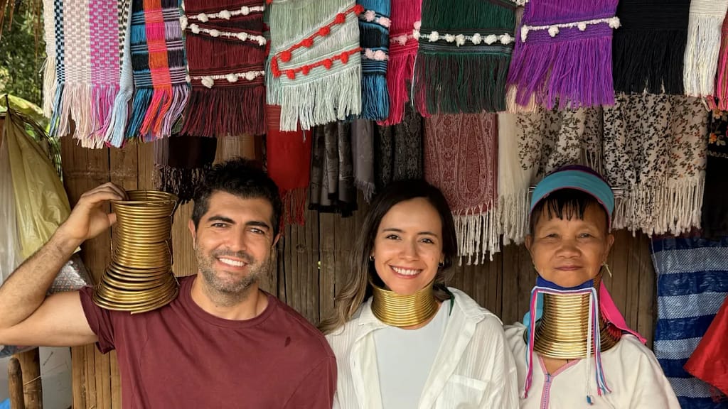 Personas con el cuello alargado en tailandia, en tailandia utilizamos holafly como esim